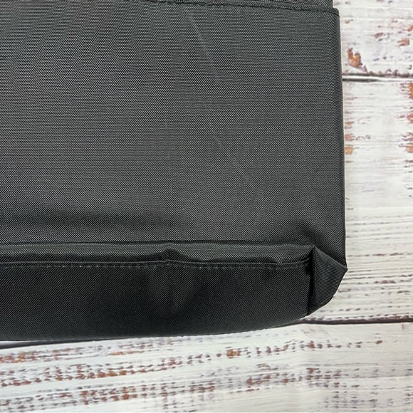 Baggallini Tucson Black Anti Theft RFID Crossbody Purse - Picture 7 of 15